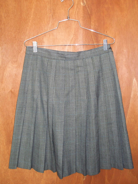 Grey Pleated Plaid Skirt