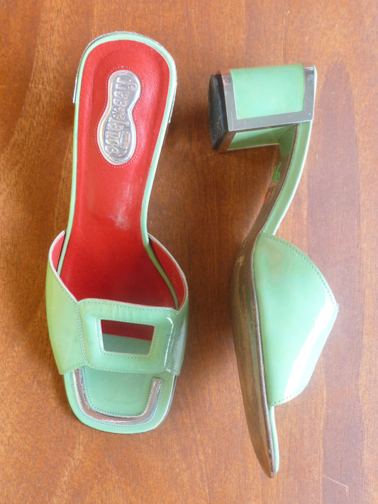 Patent Menthe Square Detail Block Heel (39)