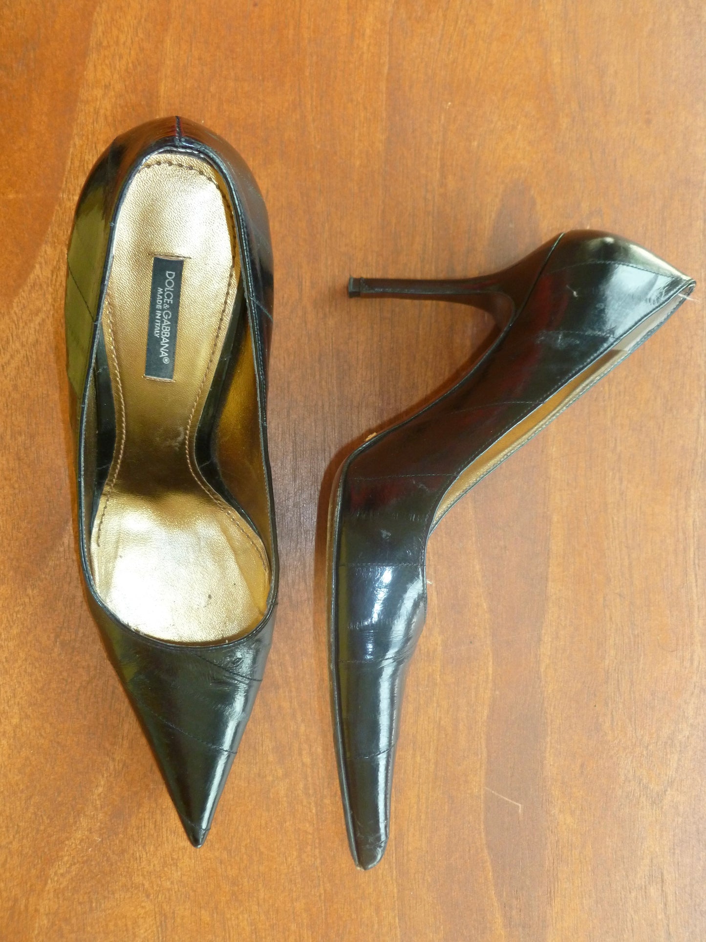 Dolce & Gabbana  Patent Leather Pointed Toe Pump (39)