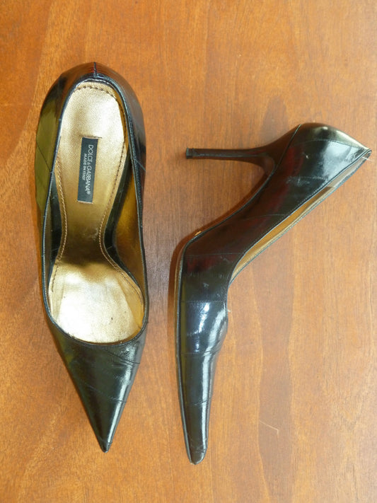 Dolce & Gabbana  Patent Leather Pointed Toe Pump (39)
