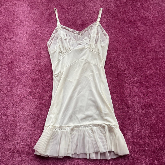 60s White Pleated Hem Dress (S)
