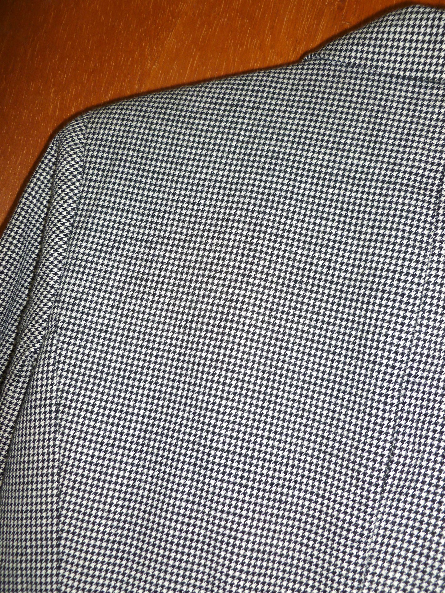 Houndstooth Wool Blazer (6)