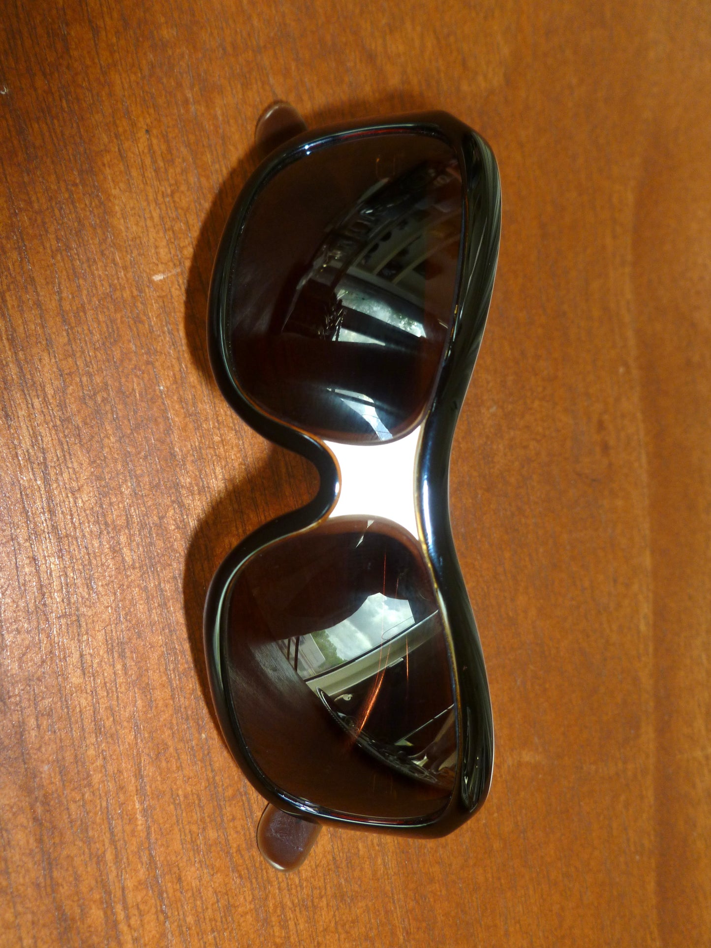 Vintage Italian Brown Contrast Shield Sunglasses
