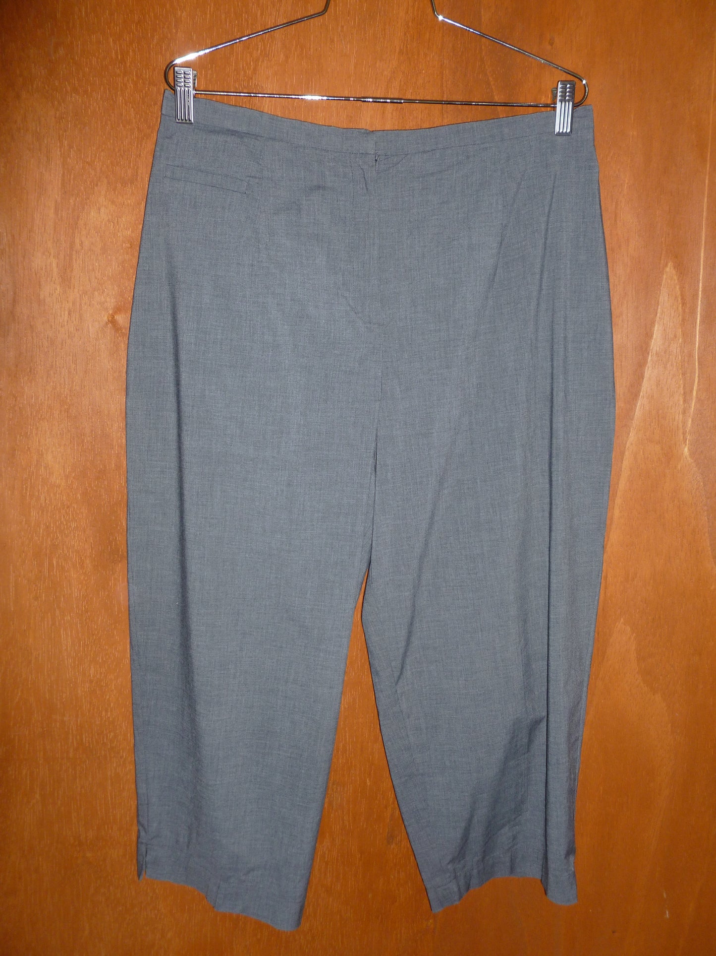 Charcoal Cotton-Blend Trouser Capri (32")