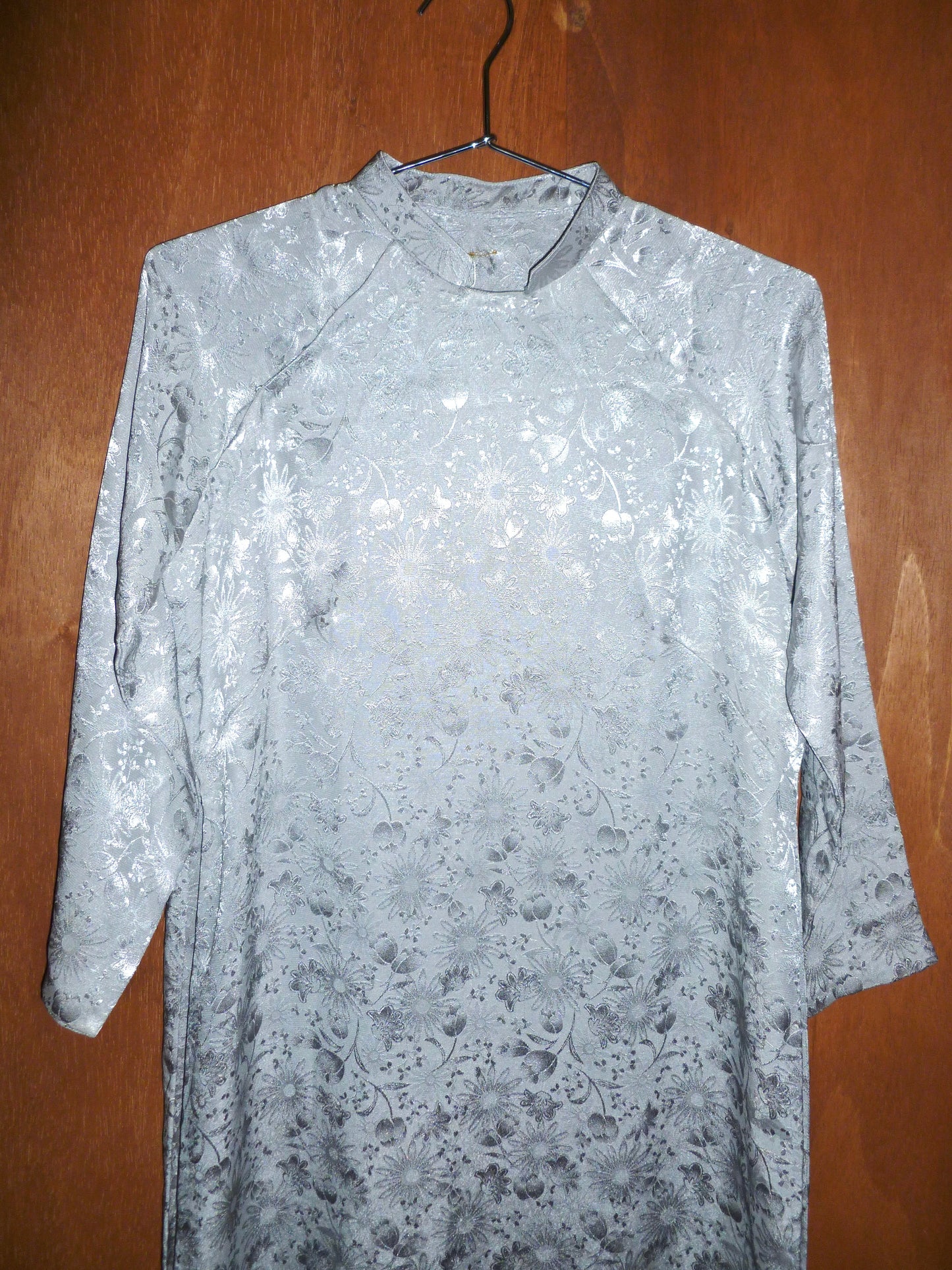 Silver Floral Long Sleeve Qipao (S)