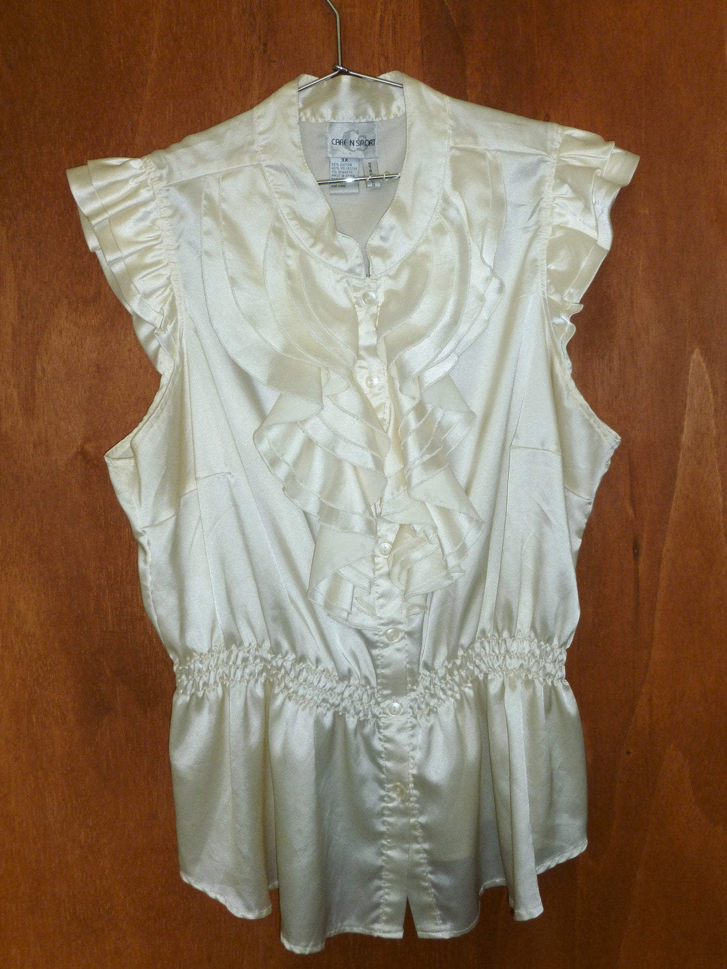 Cream Ruffled Button-Front Blouse (3X)