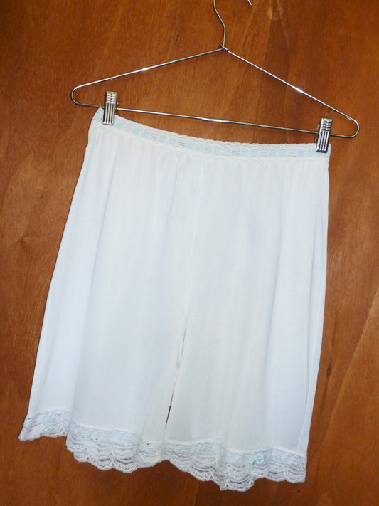 HV Bridal Slip Short (L)